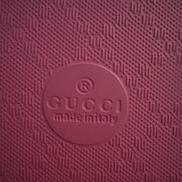 Gucci Logo Slides ‘Fuschia’ Size 9M - Picture 5 of 7